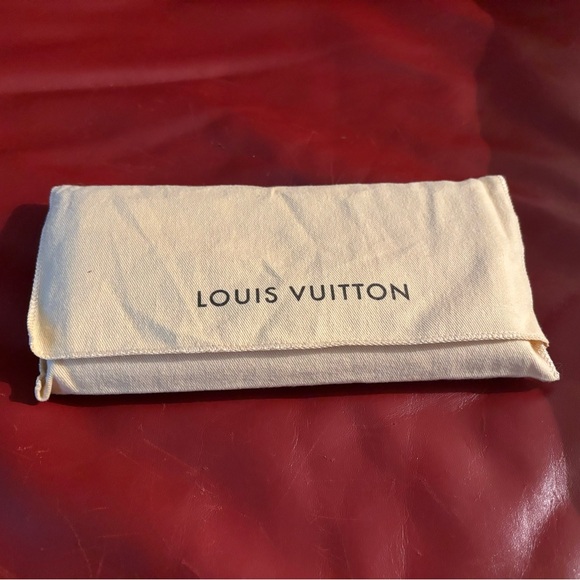 Louis Vuitton Epi Leather Sarah Red Wallet - Picture 4 of 5